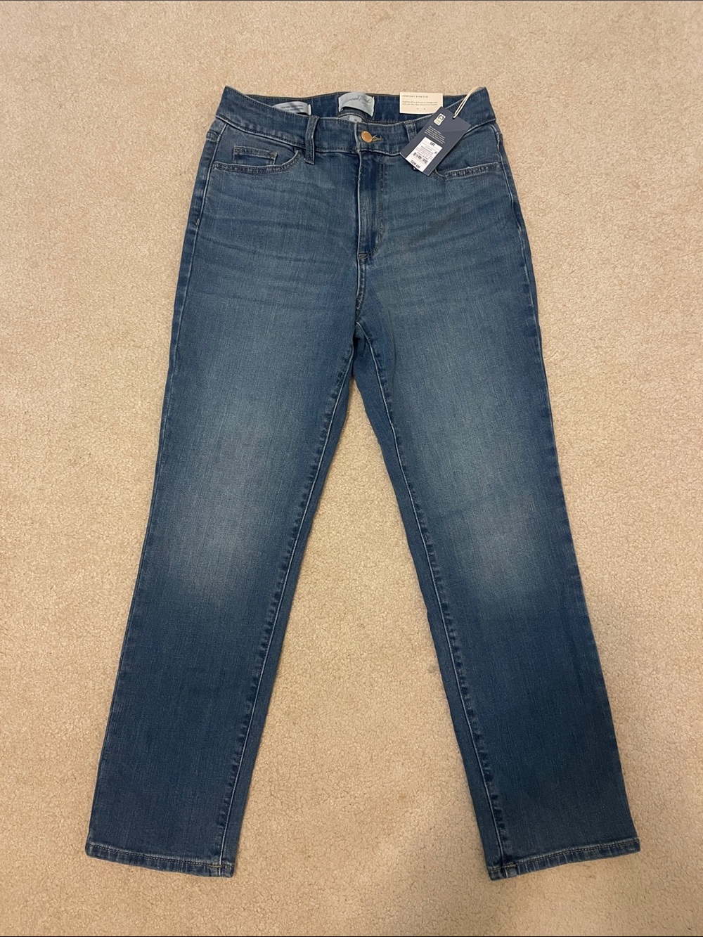 Universal thread Women's Straight Leg Jeans - Dark Blue